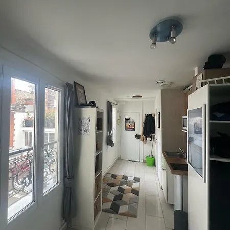 Confort A Montmartre פריז